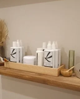 Mima't Estètica i Teràpies Naturals higiene facial y tratamiento equilibrante 